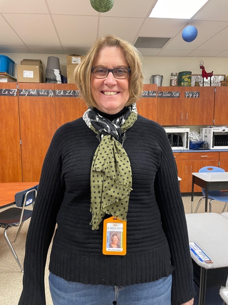 Mrs. Hassinger is the PAThS Staff Member of the Week