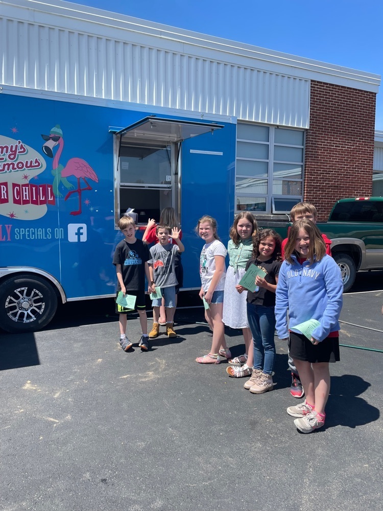 Students were treated to ice cream from J’Amy’s Famous Chill and Grill. 